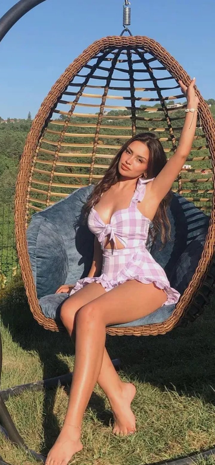 Çekirge Karizmatik Kadın Escort Tanya Çekirge Karizmatik Kadın Escort Tanya