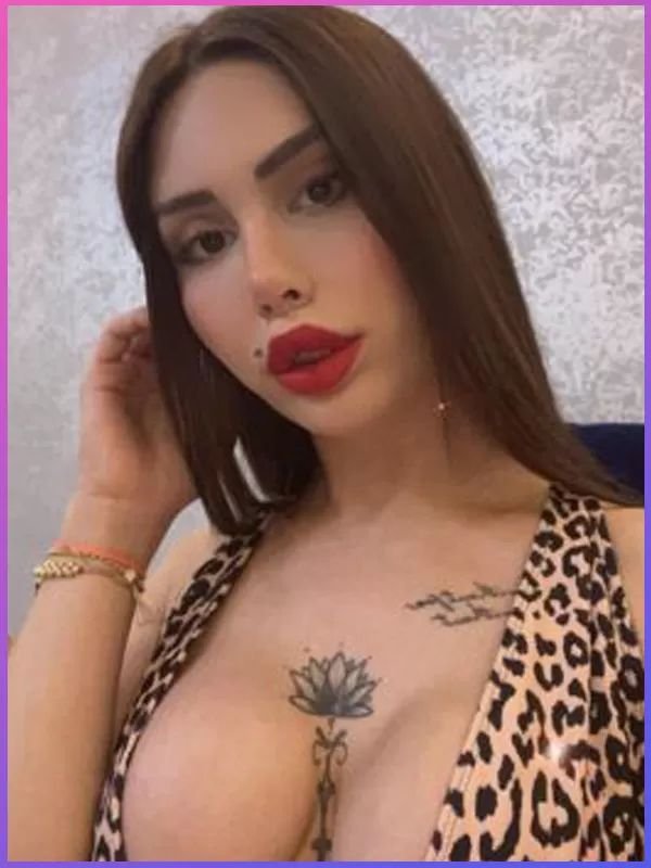 Altıparmak Sempatik Kadın Bayan Escort Şeyda Altıparmak Sempatik Kadın Bayan Escort Şeyda